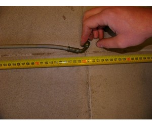 Hadice brzdova - vedeni delka cca 121 cm 90 stupnu