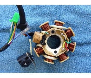 Zapalovani stator pro motory 125-150cc variator osum civek pet dratu